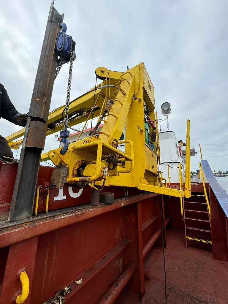 M/V MARIA G / Naprawa kół suwnicy bramowej
